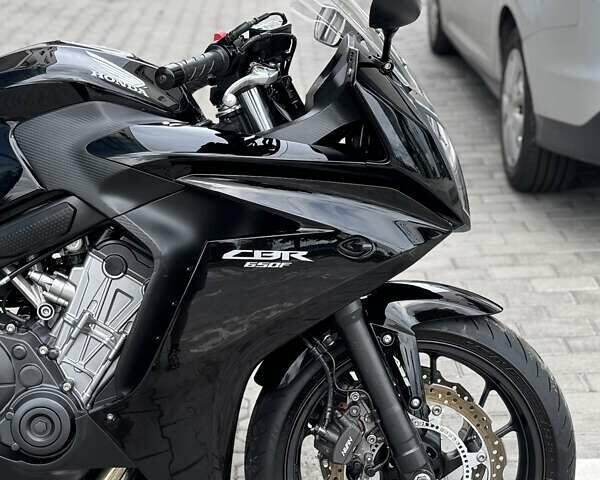 Черный Хонда CBR 650F, объемом двигателя 0.65 л и пробегом 32 тыс. км за 7799 $, фото 13 на Automoto.ua