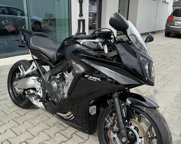 Черный Хонда CBR 650F, объемом двигателя 0.65 л и пробегом 32 тыс. км за 7799 $, фото 3 на Automoto.ua