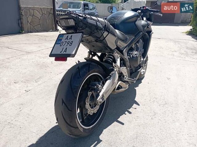 Черный Хонда CBR 650F, объемом двигателя 0.65 л и пробегом 18 тыс. км за 6800 $, фото 5 на Automoto.ua
