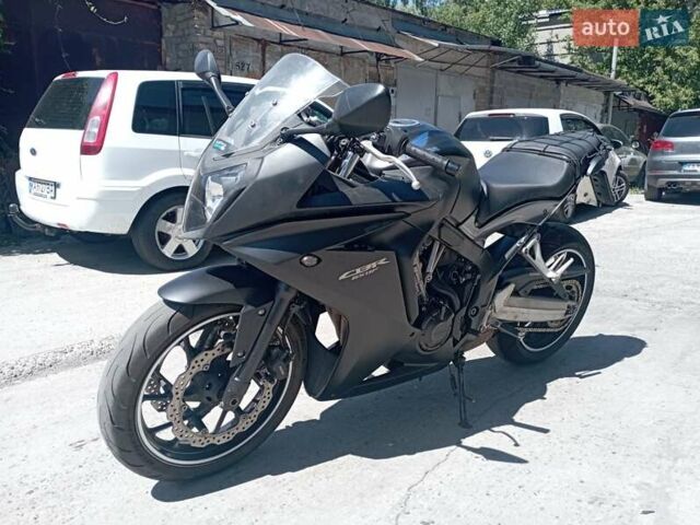 Черный Хонда CBR 650F, объемом двигателя 0.65 л и пробегом 18 тыс. км за 6800 $, фото 2 на Automoto.ua