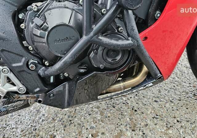 Красный Хонда CBR 650F, объемом двигателя 0.65 л и пробегом 33 тыс. км за 7000 $, фото 11 на Automoto.ua