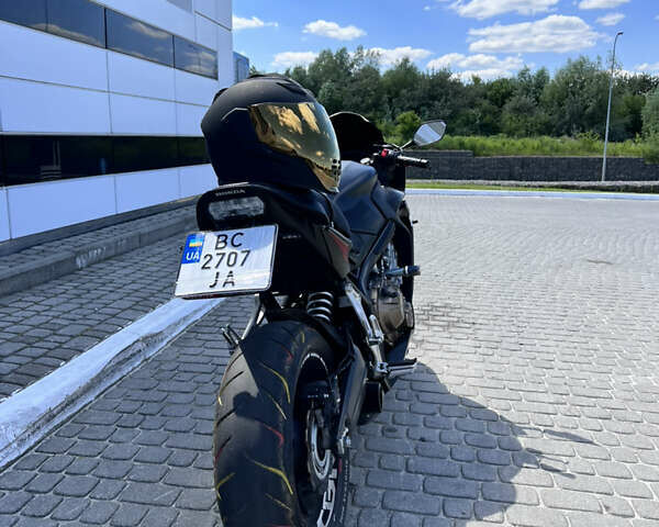 Хонда CBR 650F, объемом двигателя 0.65 л и пробегом 9 тыс. км за 7800 $, фото 15 на Automoto.ua