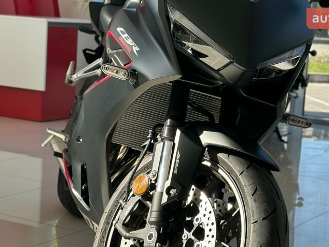 купить новое авто Хонда ЦБР 2025 года от официального дилера «Форсаж авто» Хонда фото