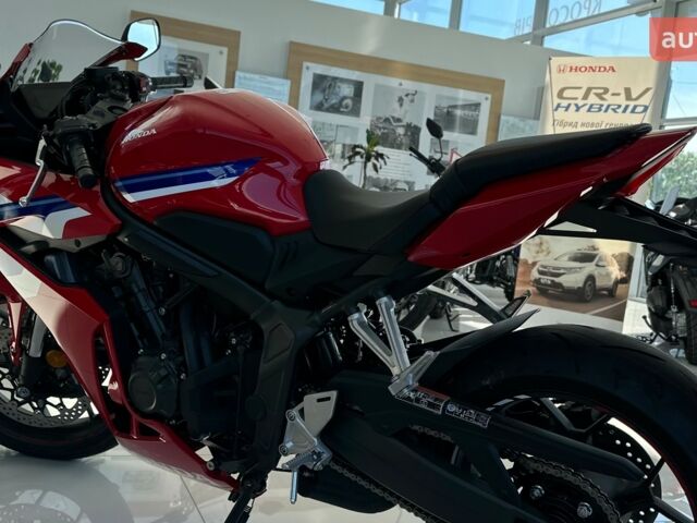 купить новое авто Хонда ЦБР 2025 года от официального дилера «Форсаж авто» Хонда фото