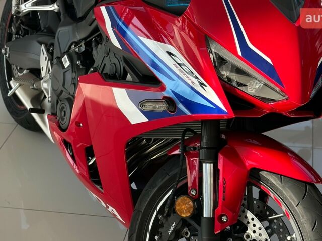 купить новое авто Хонда ЦБР 2025 года от официального дилера «Форсаж авто» Хонда фото