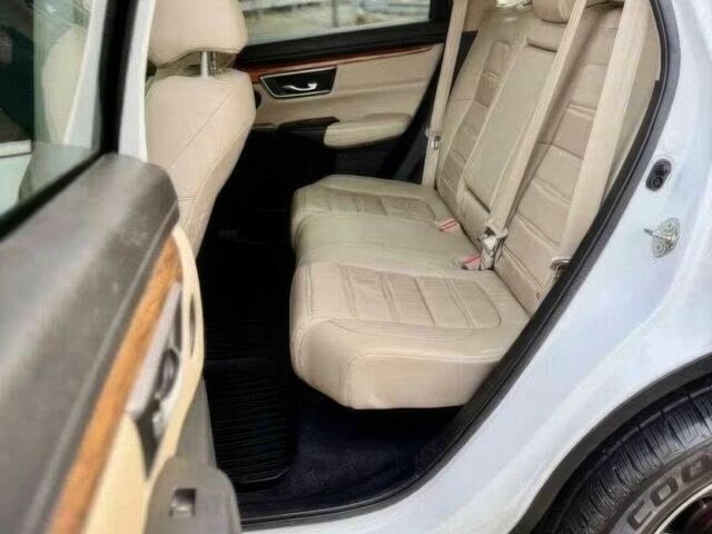 Белый Хонда СРВ, объемом двигателя 1.5 л и пробегом 57 тыс. км за 6800 $, фото 9 на Automoto.ua