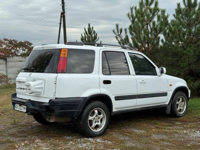 Белый Хонда СРВ, объемом двигателя 2 л и пробегом 200 тыс. км за 2400 $, фото 5 на Automoto.ua