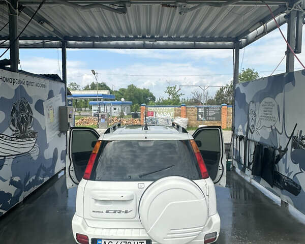 Белый Хонда СРВ, объемом двигателя 1.97 л и пробегом 350 тыс. км за 5500 $, фото 7 на Automoto.ua