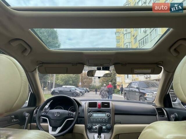 Белый Хонда СРВ, объемом двигателя 2.4 л и пробегом 241 тыс. км за 9700 $, фото 15 на Automoto.ua