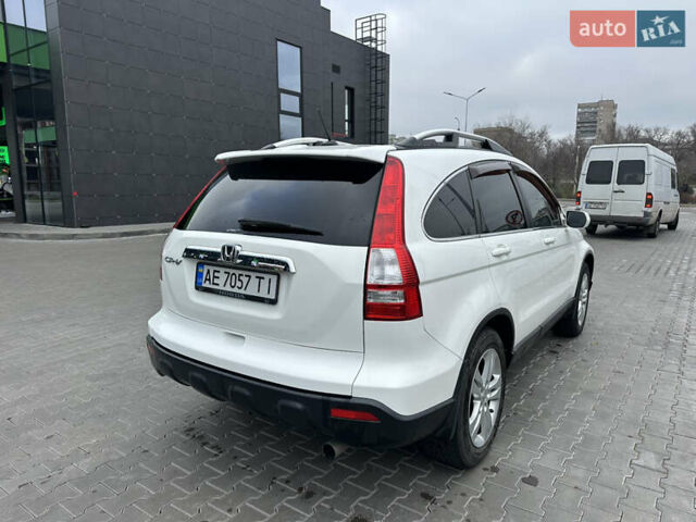 Белый Хонда СРВ, объемом двигателя 2.35 л и пробегом 200 тыс. км за 9999 $, фото 9 на Automoto.ua