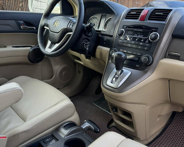 Білий Хонда СРВ, об'ємом двигуна 2.4 л та пробігом 170 тис. км за 9900 $, фото 8 на Automoto.ua