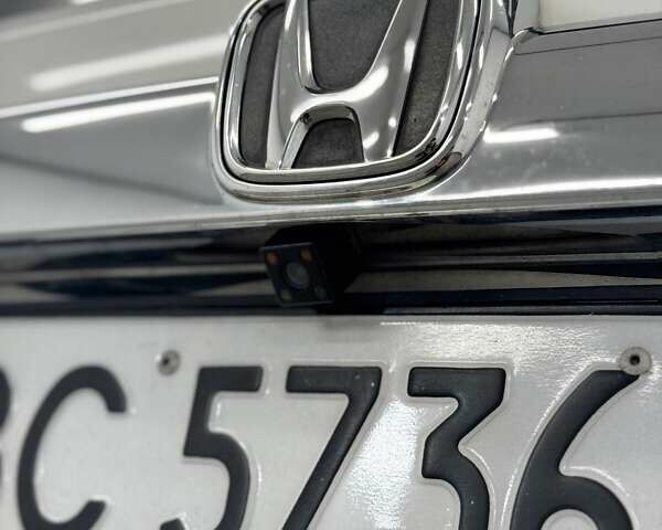 Белый Хонда СРВ, объемом двигателя 2.4 л и пробегом 252 тыс. км за 8999 $, фото 24 на Automoto.ua