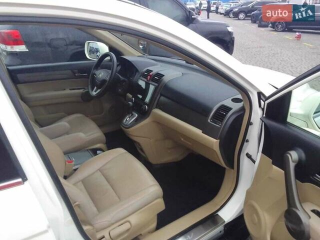Белый Хонда СРВ, объемом двигателя 2.35 л и пробегом 133 тыс. км за 10200 $, фото 11 на Automoto.ua