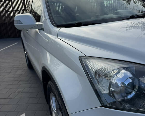 Білий Хонда СРВ, об'ємом двигуна 2.4 л та пробігом 170 тис. км за 9900 $, фото 18 на Automoto.ua