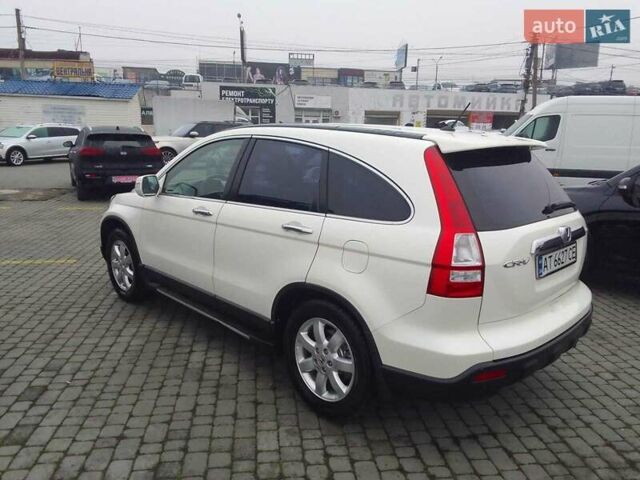 Белый Хонда СРВ, объемом двигателя 2.35 л и пробегом 133 тыс. км за 10200 $, фото 2 на Automoto.ua