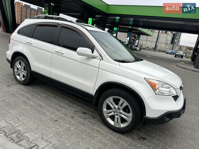 Белый Хонда СРВ, объемом двигателя 2.35 л и пробегом 200 тыс. км за 9999 $, фото 3 на Automoto.ua