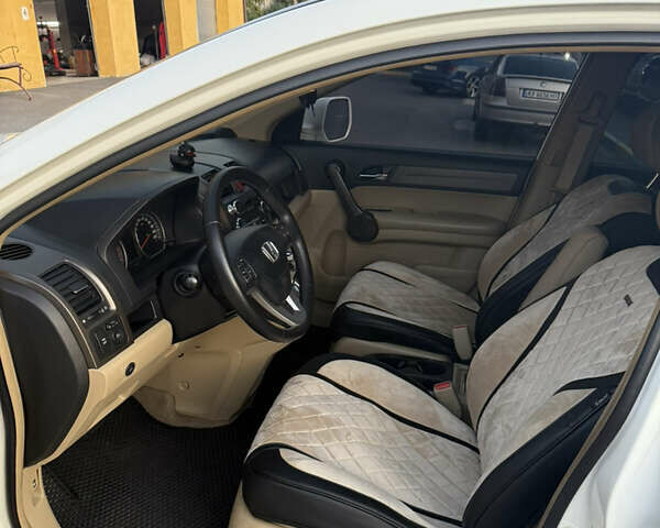 Білий Хонда СРВ, об'ємом двигуна 2.3 л та пробігом 241 тис. км за 9400 $, фото 11 на Automoto.ua