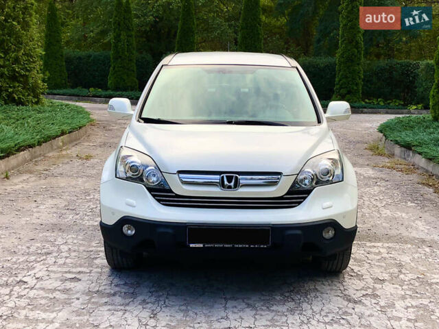 Белый Хонда СРВ, объемом двигателя 2.4 л и пробегом 128 тыс. км за 12300 $, фото 1 на Automoto.ua
