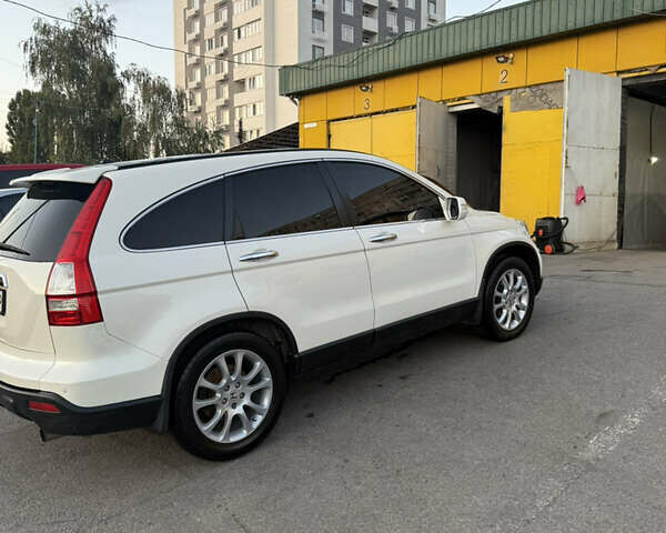 Білий Хонда СРВ, об'ємом двигуна 2.3 л та пробігом 241 тис. км за 9400 $, фото 6 на Automoto.ua