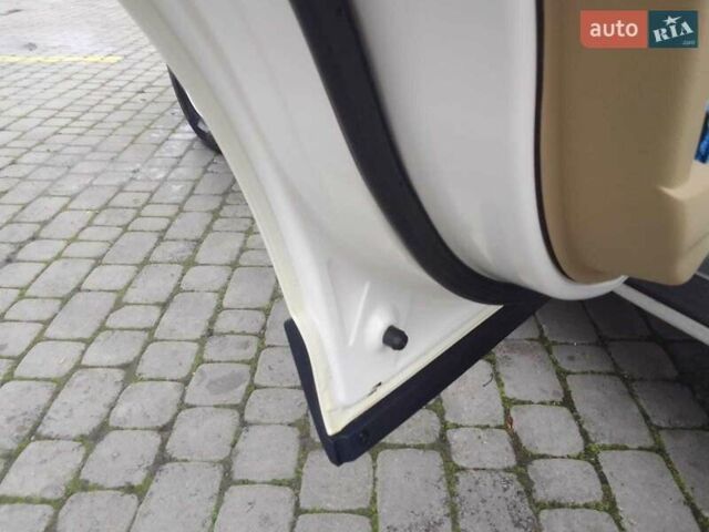 Белый Хонда СРВ, объемом двигателя 2.35 л и пробегом 133 тыс. км за 10200 $, фото 18 на Automoto.ua