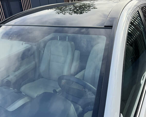 Білий Хонда СРВ, об'ємом двигуна 2.4 л та пробігом 170 тис. км за 9900 $, фото 21 на Automoto.ua