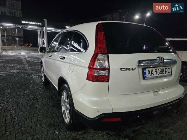 Хонда СРВ 2008 у Києві на Automoto.ua Білий Хонда СРВ, об'ємом двигуна 2.4 л та пробігом 165 тис. км за 11000 $, фото 6 на Automoto.ua