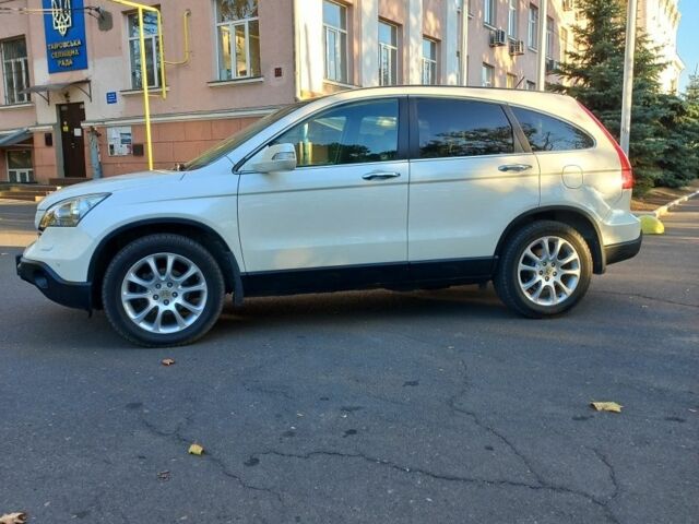 Белый Хонда СРВ, объемом двигателя 2.4 л и пробегом 118 тыс. км за 10000 $, фото 1 на Automoto.ua