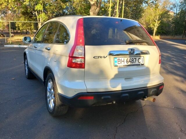 Белый Хонда СРВ, объемом двигателя 2.4 л и пробегом 118 тыс. км за 10000 $, фото 2 на Automoto.ua