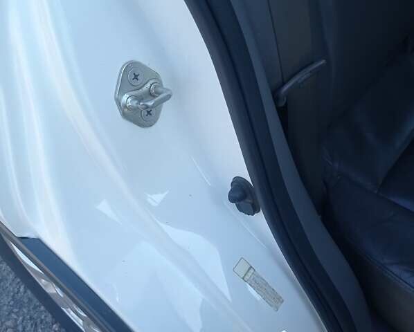 Белый Хонда СРВ, объемом двигателя 2.4 л и пробегом 220 тыс. км за 11000 $, фото 13 на Automoto.ua