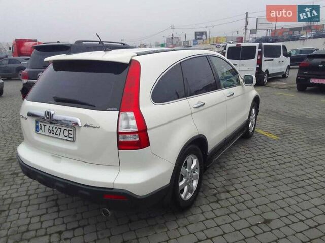 Белый Хонда СРВ, объемом двигателя 2.35 л и пробегом 133 тыс. км за 10200 $, фото 6 на Automoto.ua