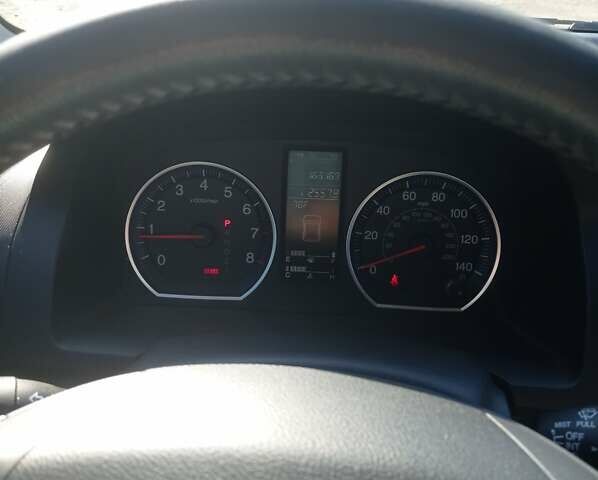 Белый Хонда СРВ, объемом двигателя 2.4 л и пробегом 220 тыс. км за 11000 $, фото 23 на Automoto.ua