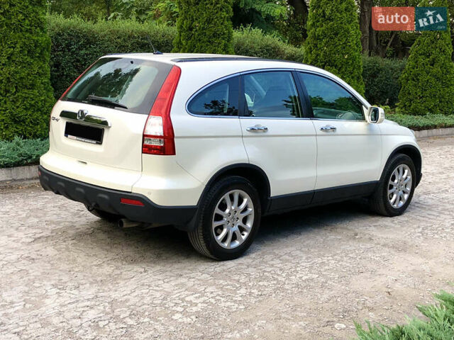 Белый Хонда СРВ, объемом двигателя 2.4 л и пробегом 128 тыс. км за 12300 $, фото 5 на Automoto.ua