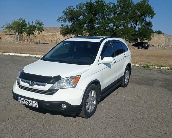 Белый Хонда СРВ, объемом двигателя 2.4 л и пробегом 220 тыс. км за 11000 $, фото 1 на Automoto.ua