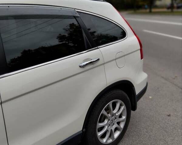 Белый Хонда СРВ, объемом двигателя 2.4 л и пробегом 216 тыс. км за 11000 $, фото 12 на Automoto.ua