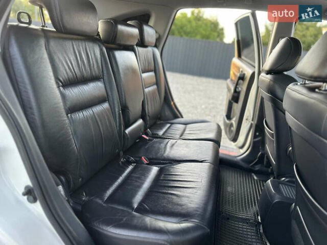 Белый Хонда СРВ, объемом двигателя 2.2 л и пробегом 270 тыс. км за 13800 $, фото 14 на Automoto.ua