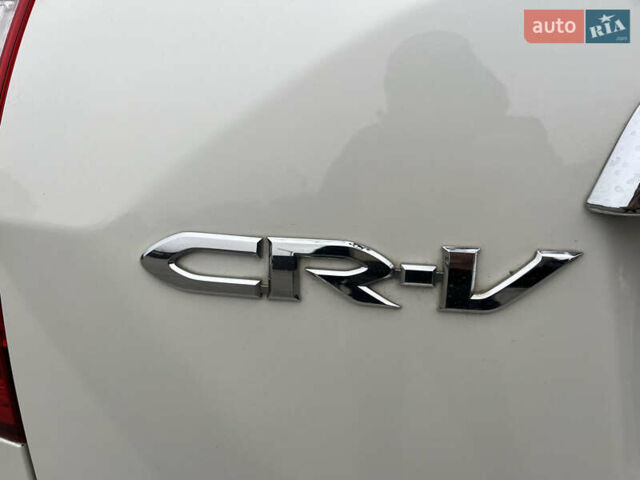 Белый Хонда СРВ, объемом двигателя 2.2 л и пробегом 159 тыс. км за 15550 $, фото 10 на Automoto.ua