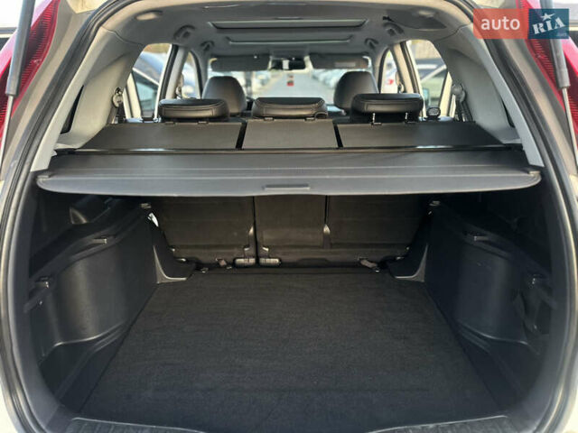 Хонда СРВ 2010 в Береговом на Automoto.ua Белый Хонда СРВ, объемом двигателя 2.2 л и пробегом 270 тыс. км за 13800 $, фото 18 на Automoto.ua