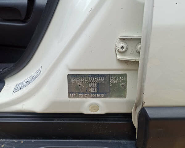 Белый Хонда СРВ, объемом двигателя 2.35 л и пробегом 190 тыс. км за 12500 $, фото 12 на Automoto.ua