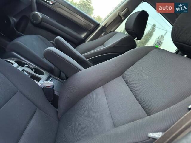 Белый Хонда СРВ, объемом двигателя 2 л и пробегом 170 тыс. км за 11980 $, фото 24 на Automoto.ua