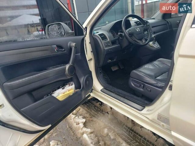 Белый Хонда СРВ, объемом двигателя 2 л и пробегом 204 тыс. км за 12300 $, фото 18 на Automoto.ua