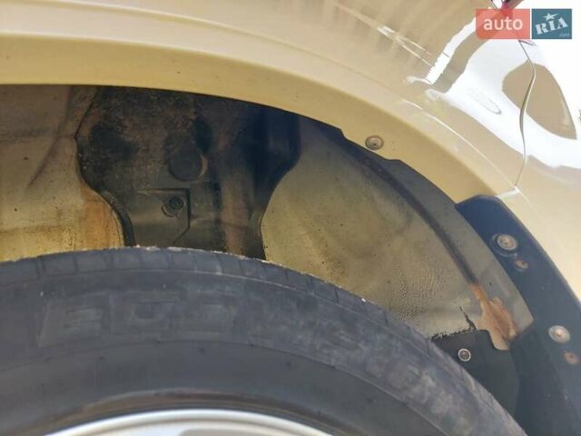 Белый Хонда СРВ, объемом двигателя 2 л и пробегом 201 тыс. км за 12400 $, фото 34 на Automoto.ua
