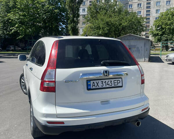 Білий Хонда СРВ, об'ємом двигуна 2.35 л та пробігом 108 тис. км за 13999 $, фото 4 на Automoto.ua