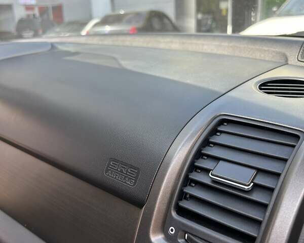 Белый Хонда СРВ, объемом двигателя 2 л и пробегом 211 тыс. км за 12000 $, фото 11 на Automoto.ua