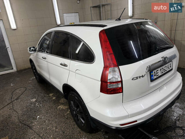 Белый Хонда СРВ, объемом двигателя 2 л и пробегом 324 тыс. км за 11500 $, фото 4 на Automoto.ua