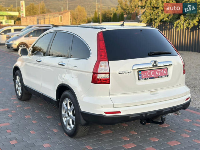 Белый Хонда СРВ, объемом двигателя 2.2 л и пробегом 270 тыс. км за 13800 $, фото 7 на Automoto.ua