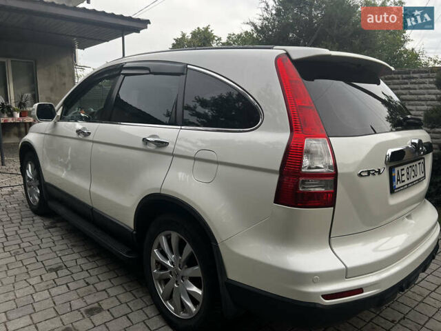 Белый Хонда СРВ, объемом двигателя 2.2 л и пробегом 209 тыс. км за 14300 $, фото 5 на Automoto.ua