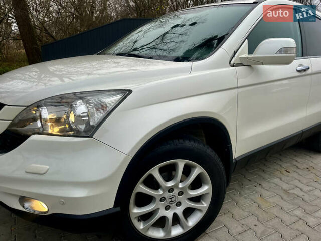 Белый Хонда СРВ, объемом двигателя 2.2 л и пробегом 159 тыс. км за 15550 $, фото 4 на Automoto.ua