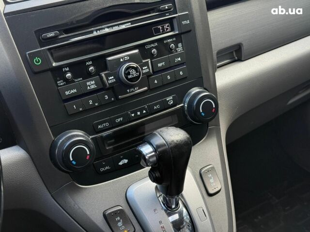 Хонда СРВ 2010 в Львове на Automoto.ua Белый Хонда СРВ, объемом двигателя 2.4 л и пробегом 196 тыс. км за 11890 $, фото 18 на Automoto.ua