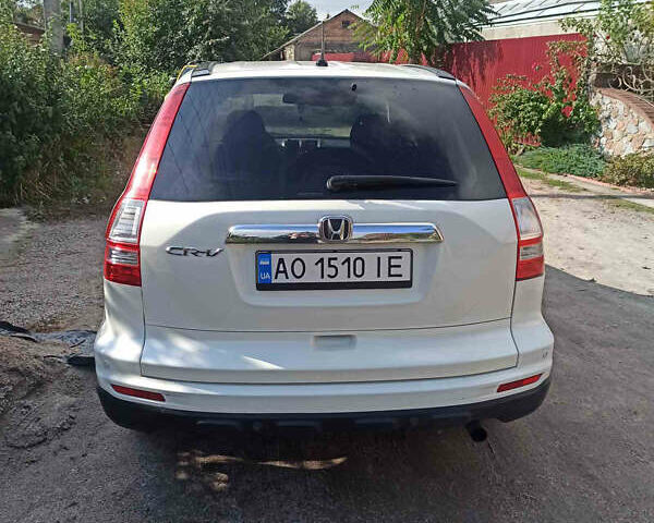 Белый Хонда СРВ, объемом двигателя 2.35 л и пробегом 190 тыс. км за 12500 $, фото 3 на Automoto.ua