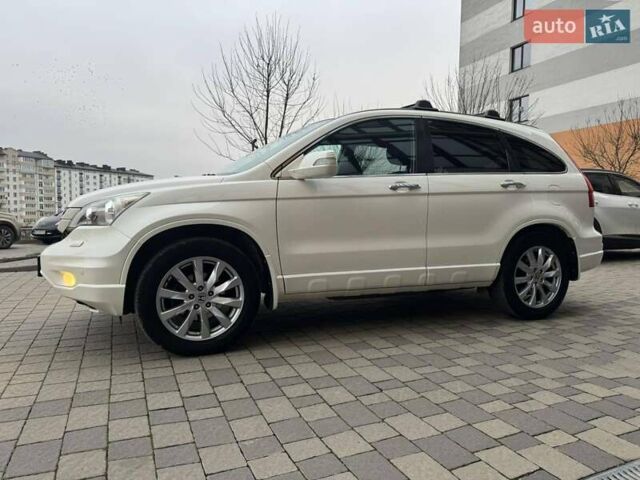 Белый Хонда СРВ, объемом двигателя 0 л и пробегом 185 тыс. км за 14800 $, фото 3 на Automoto.ua